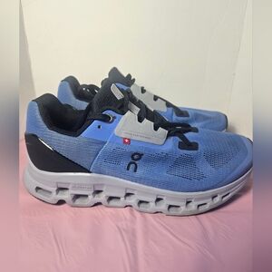 Woman's On Running Cloudstratus 2 Running Shoes
